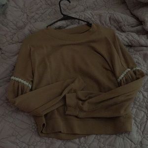 Cute sweater great condition